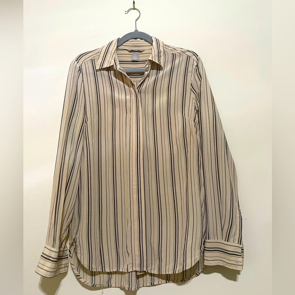 H&M Black and Cream Casual Button Down Shirt